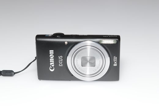 K&auml;ytetty Canon Digital Ixus 135